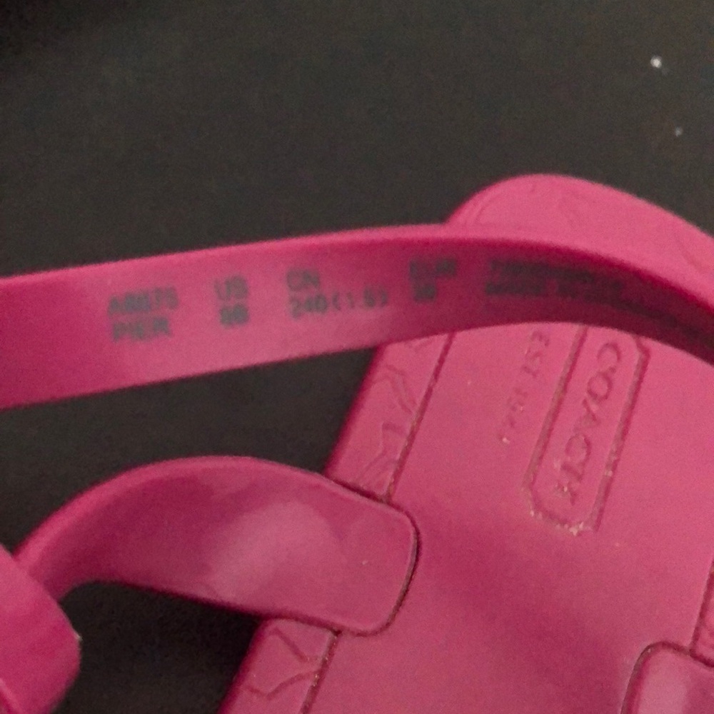 Pink sandal - Picture 2 of 3